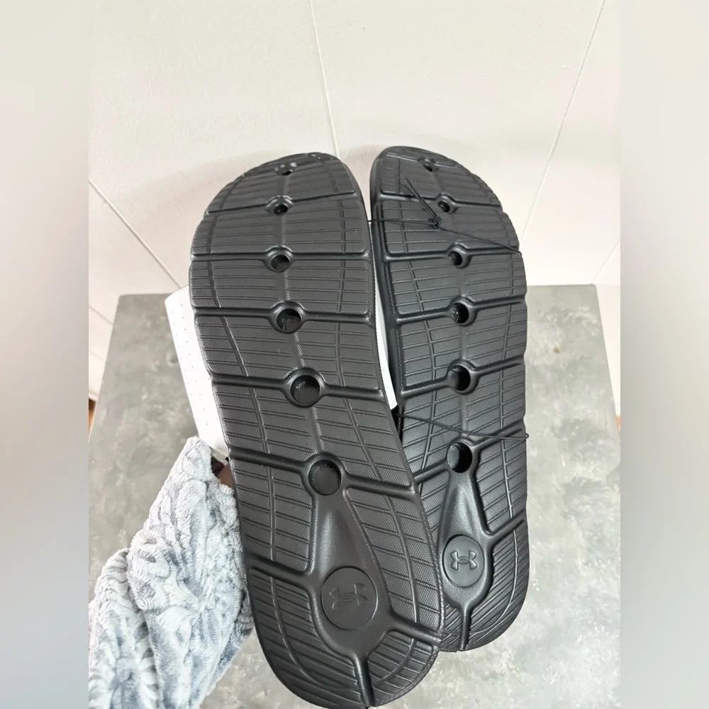 Under Armour new without